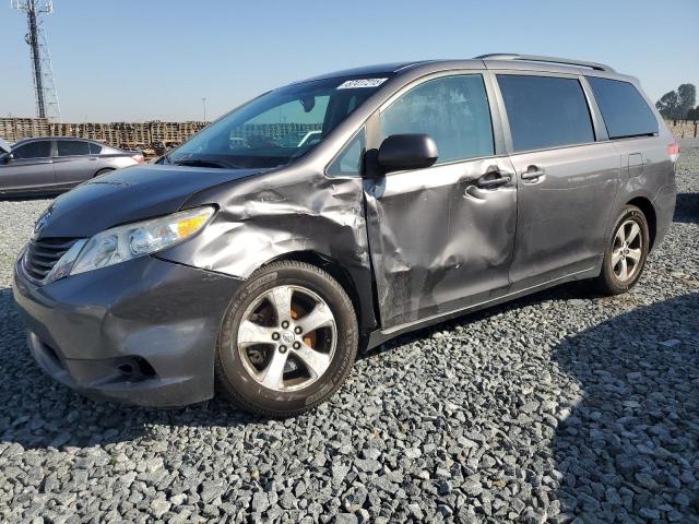 2014 TOYOTA SIENNA LE - 5TDKK3DC5ES456637