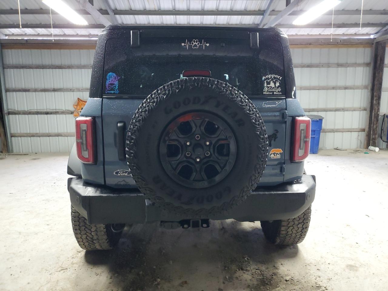 FORD BRONCO OUTER BANKS