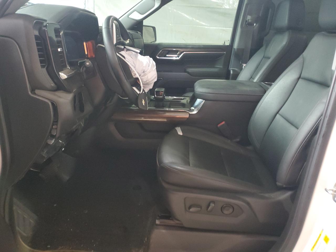 CHEVROLET SILVERADO K1500 RST