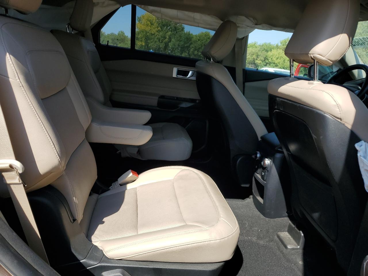 FORD EXPLORER LIMITED