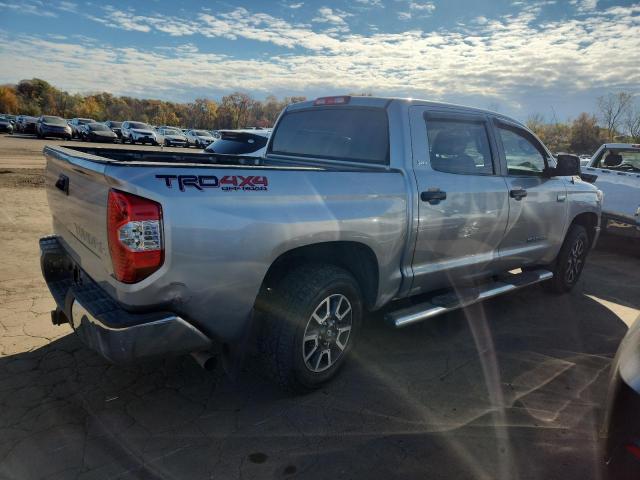 2018 TOYOTA TUNDRA CRE 5TFDY5F14JX727187