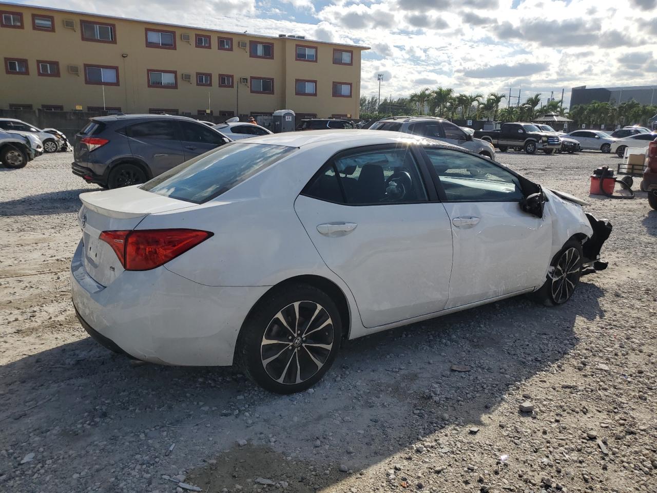 Lot #3309352976 2019 TOYOTA COROLLA L