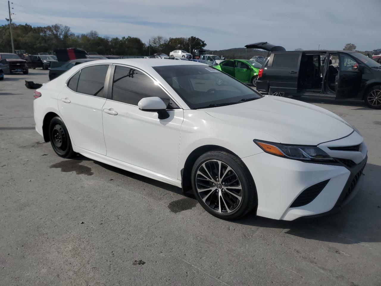 TOYOTA CAMRY L