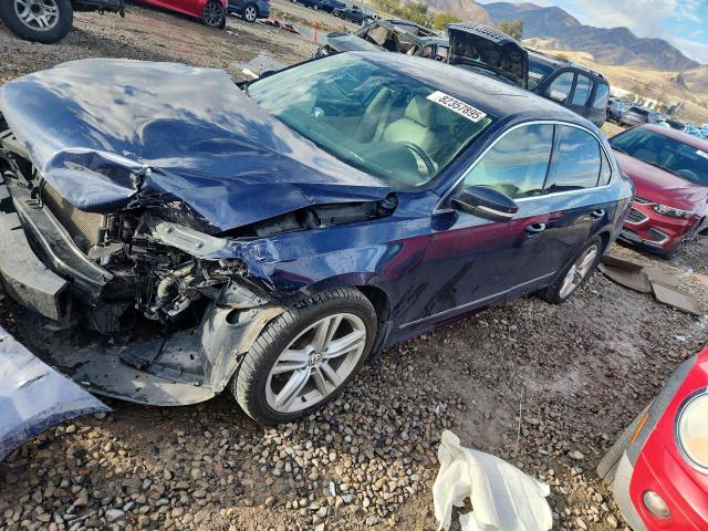 2015 VOLKSWAGEN PASSAT SEL - 1VWCV7A36FC069957