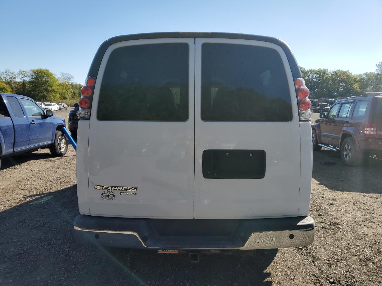CHEVROLET EXPRESS LT