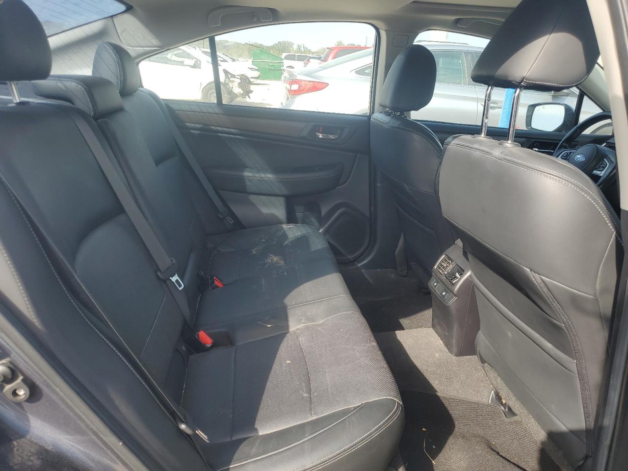 SUBARU LEGACY 3.6R LIMITED