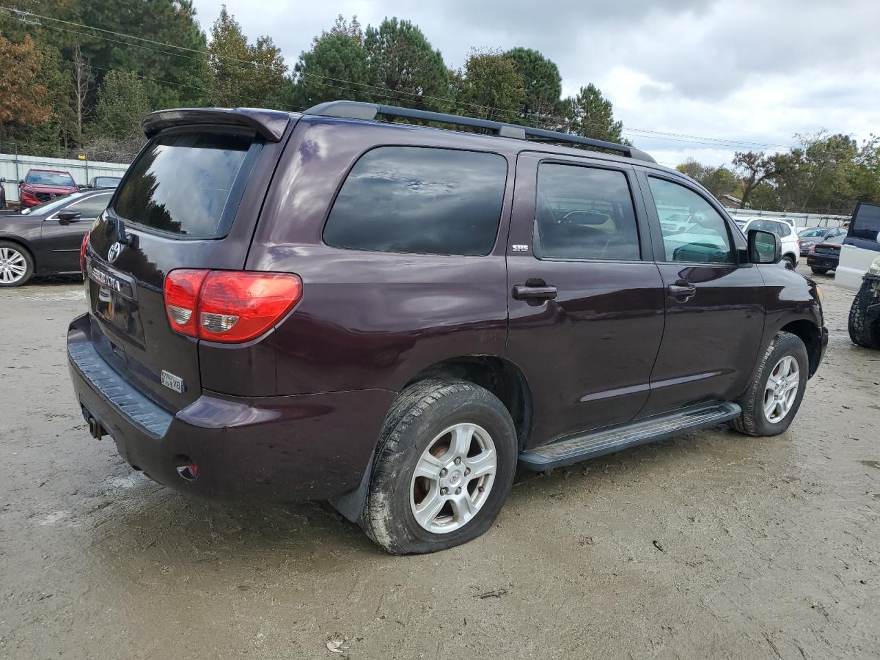 TOYOTA SEQUOIA SR5