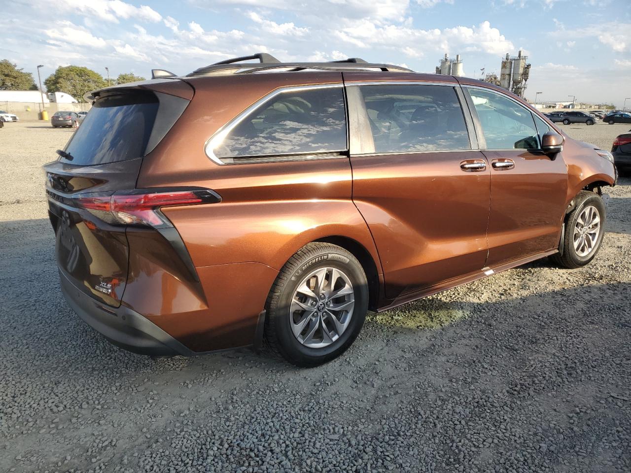 TOYOTA SIENNA XLE