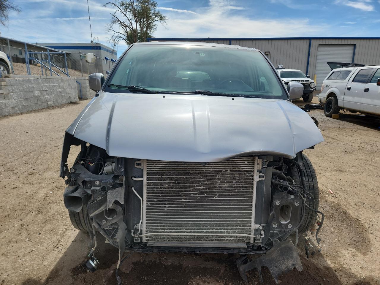 CHRYSLER TOWN & COUNTRY TOURING