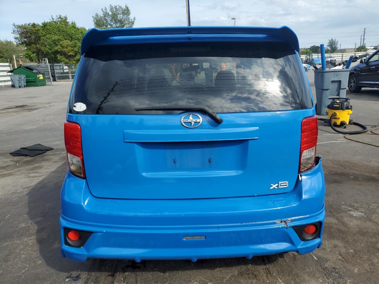 TOYOTA SCION XB