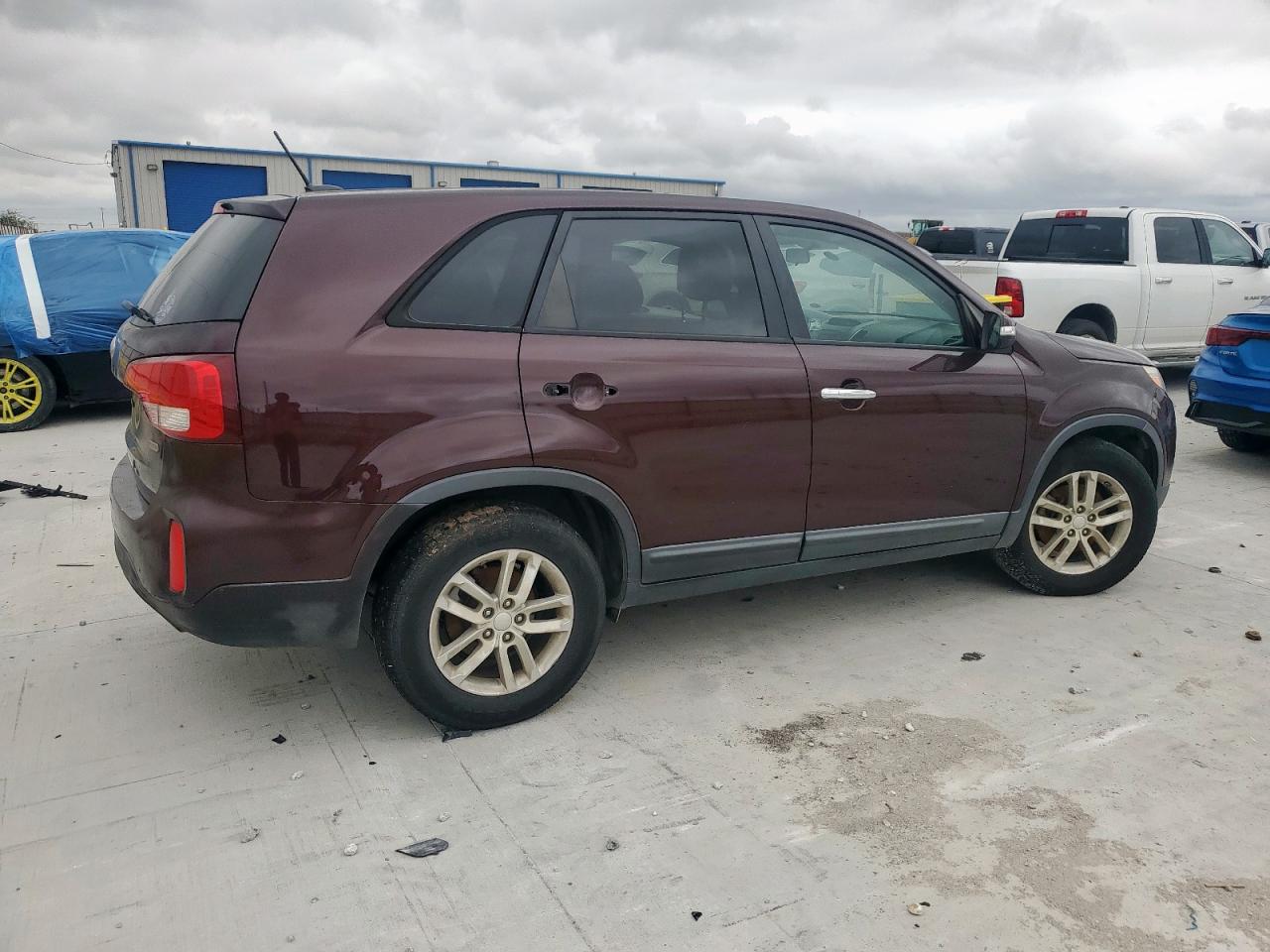 KIA SORENTO LX