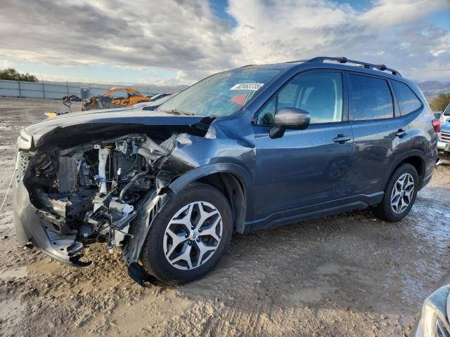 SUBARU FORESTER PREMIUM