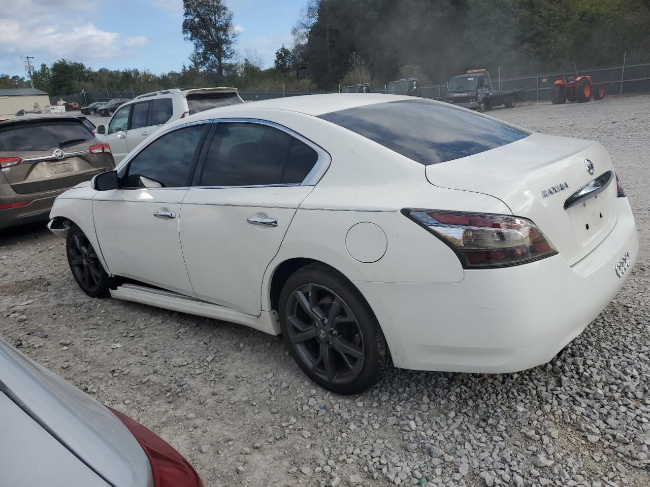 NISSAN MAXIMA S