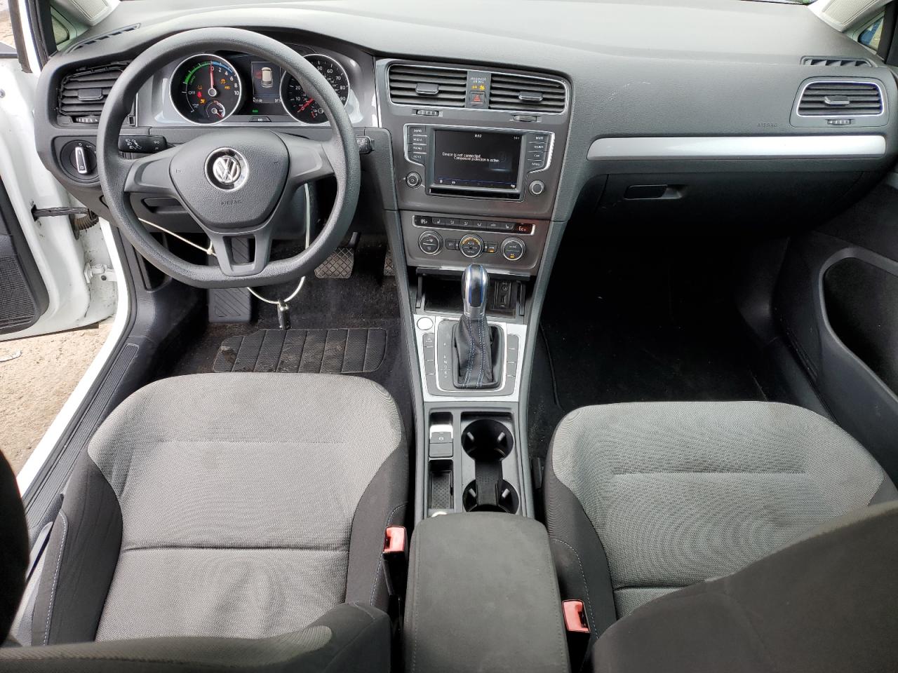 VOLKSWAGEN E-GOLF SE