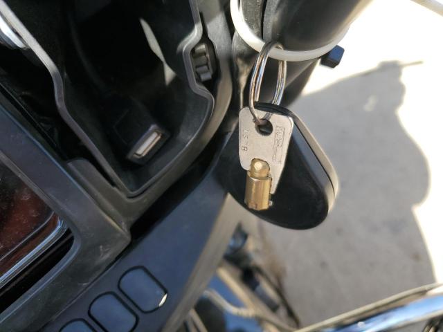 2021 HARLEY-DAVIDSON FLHX - 1HD1KBC15MB613934