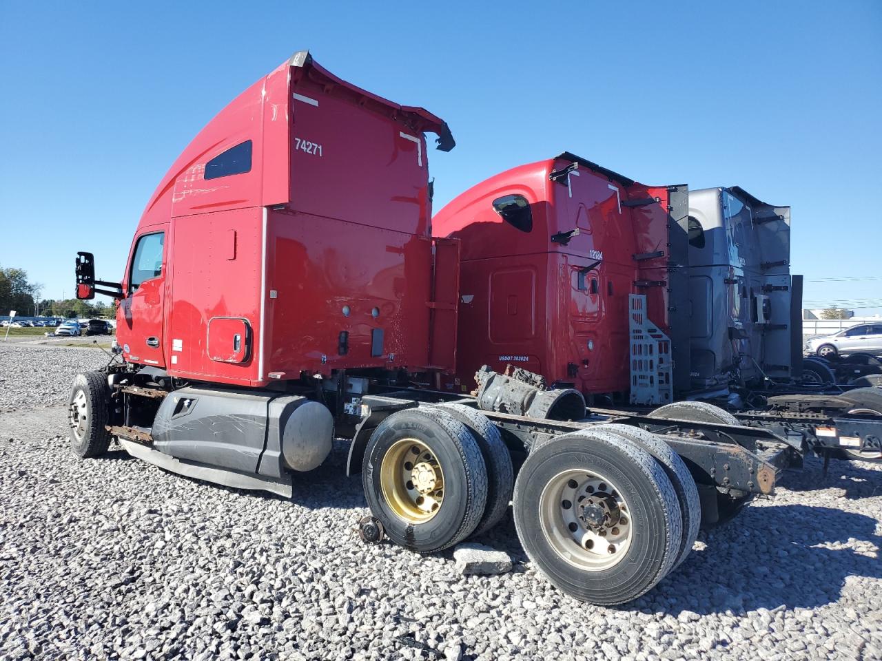 Lot #3279528244 2017 KENWORTH T680