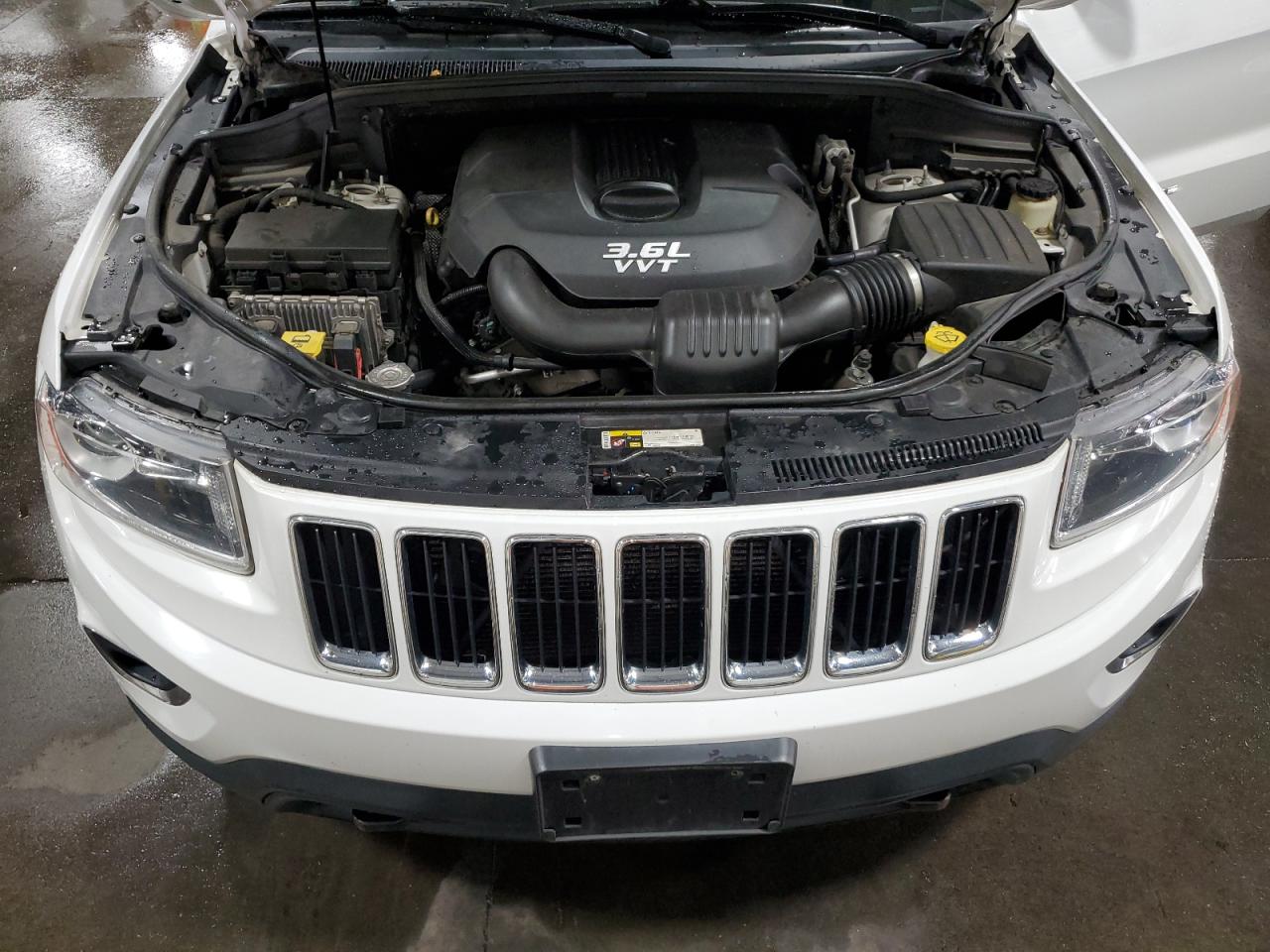 JEEP GRAND CHEROKEE LAREDO