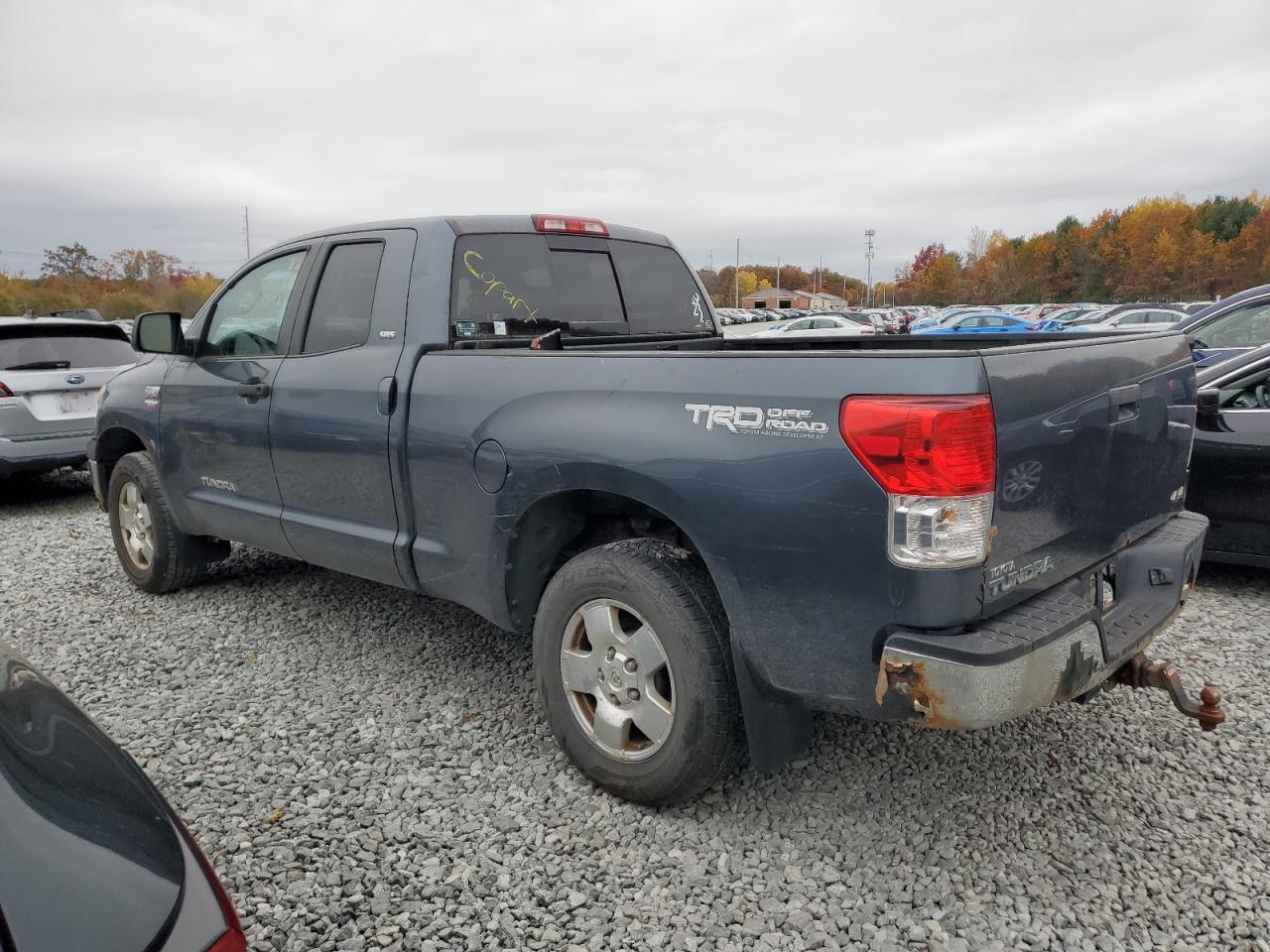 TOYOTA TUNDRA DOUBLE CAB SR5