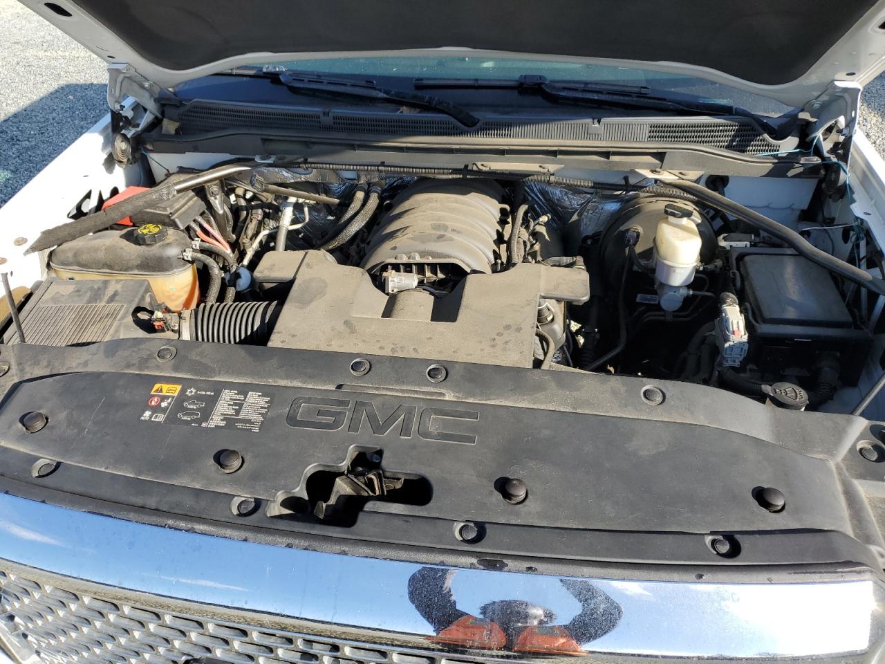 GMC SIERRA C1500 SLT