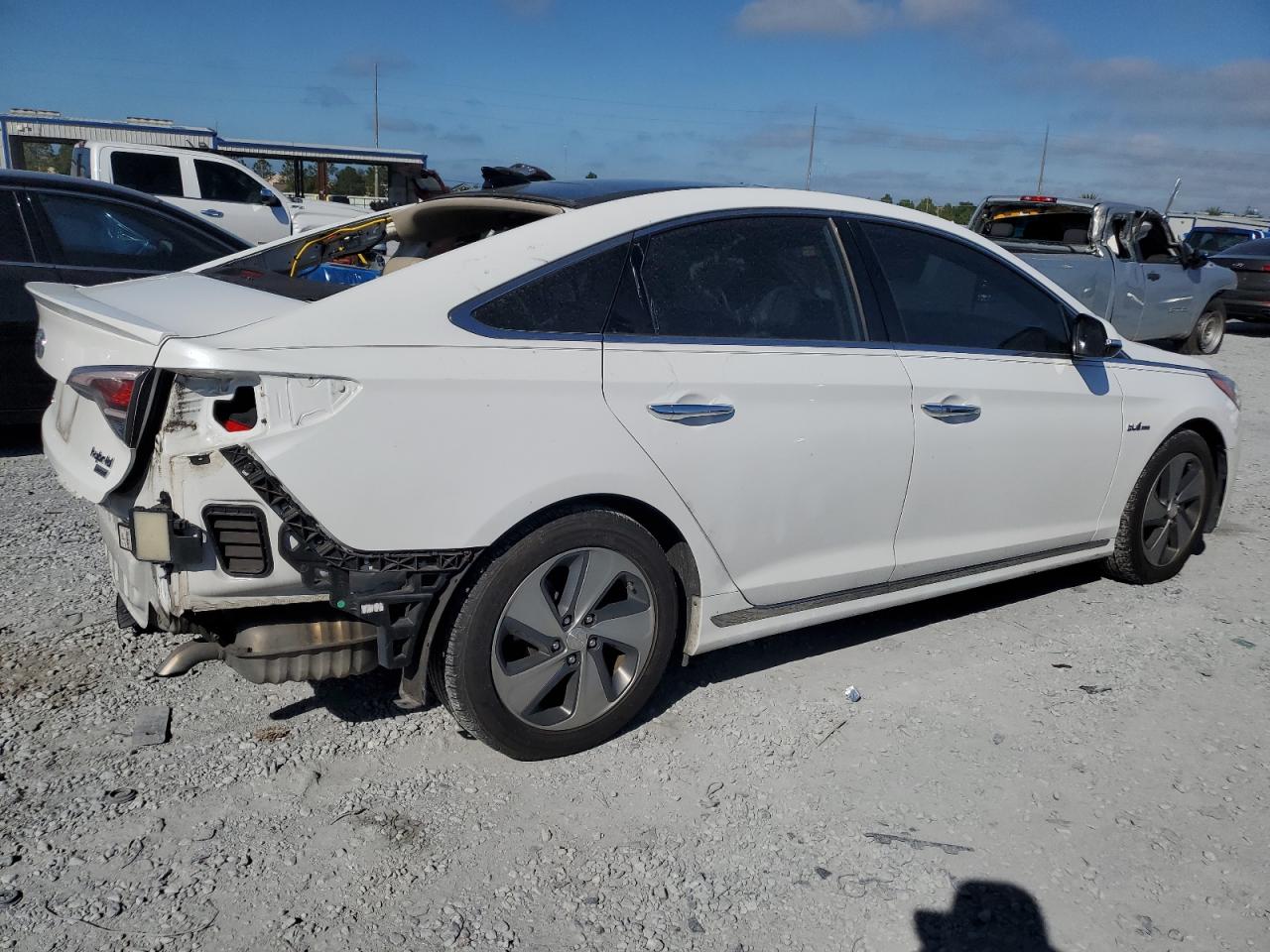 HYUNDAI SONATA HYBRID