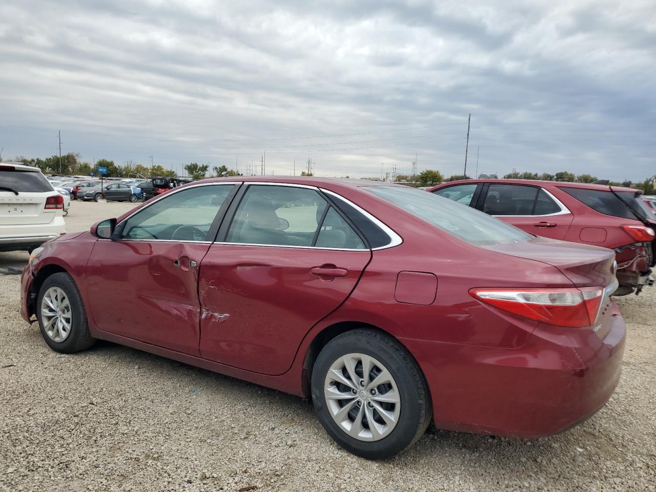 TOYOTA CAMRY LE