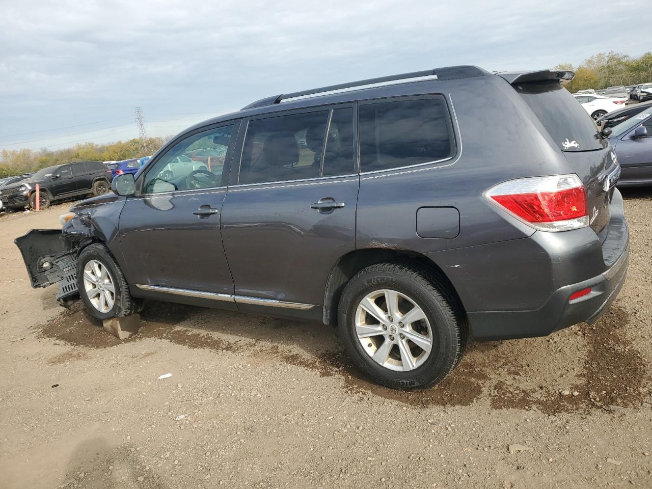 TOYOTA HIGHLANDER BASE