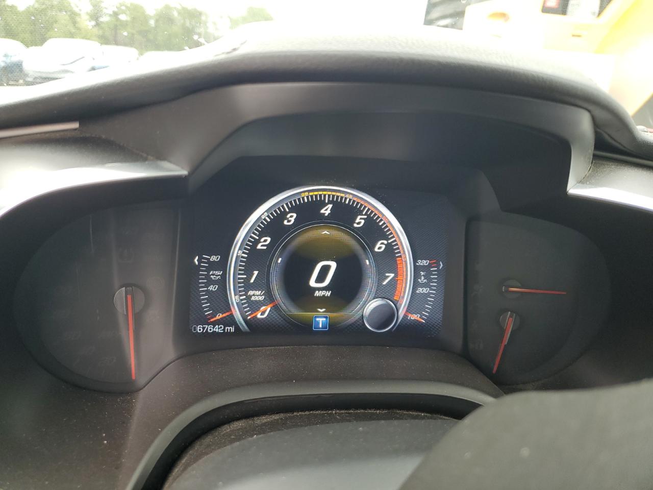 CHEVROLET CORVETTE STINGRAY 2LT