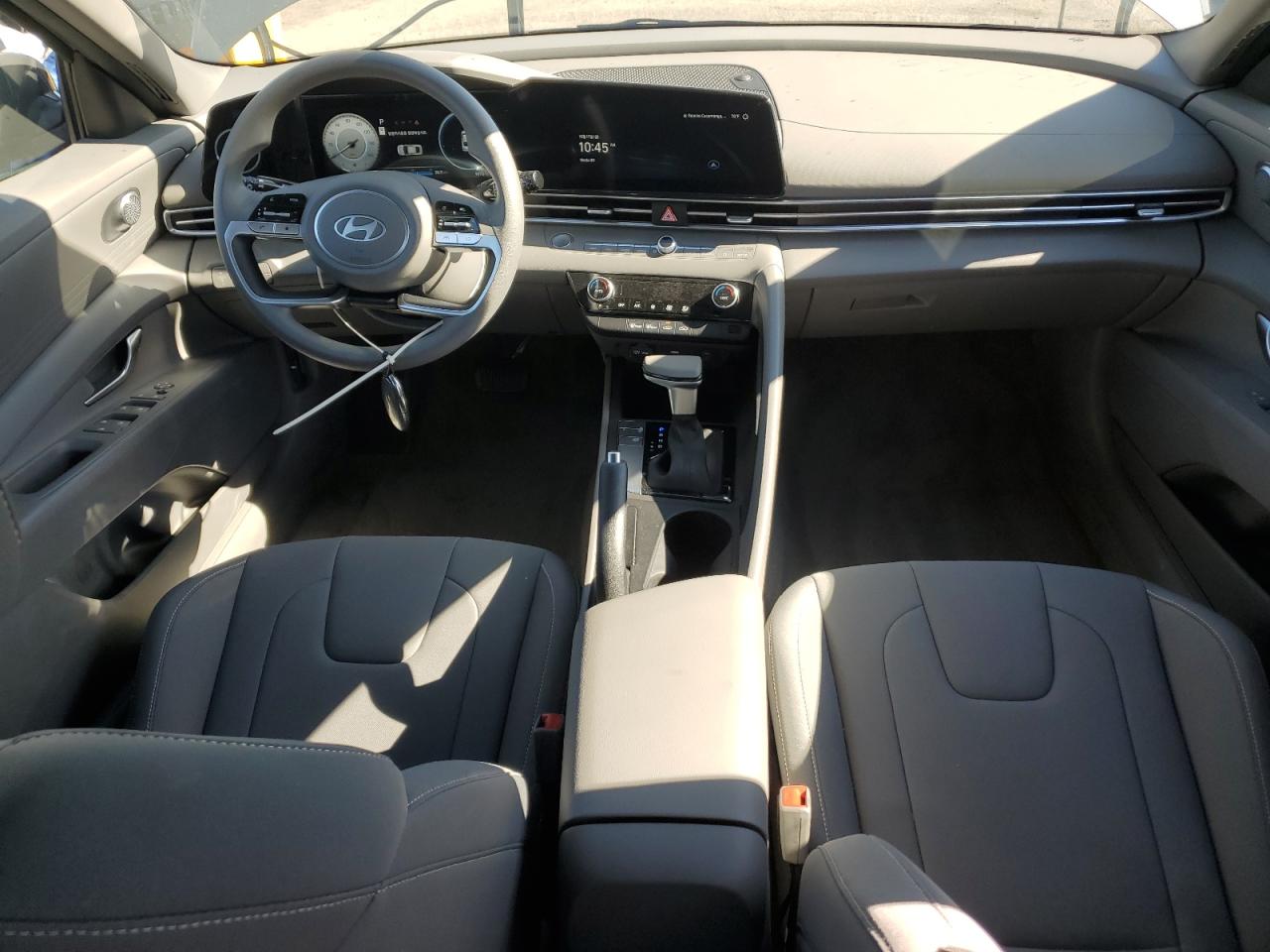 Lot #3304099490 2024 HYUNDAI ELANTRA SEL