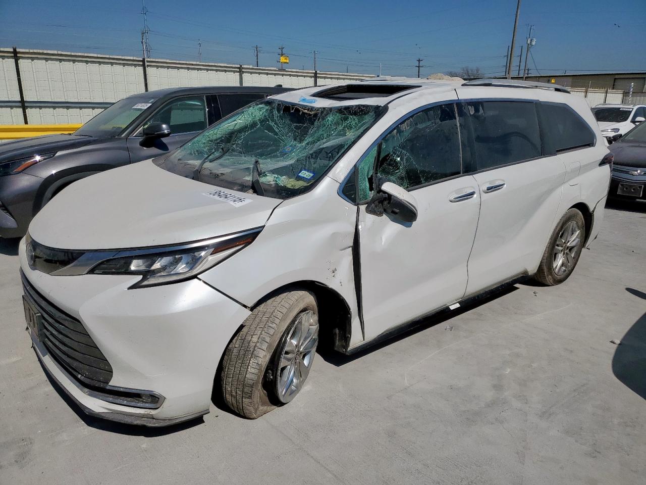 TOYOTA SIENNA LIMITED