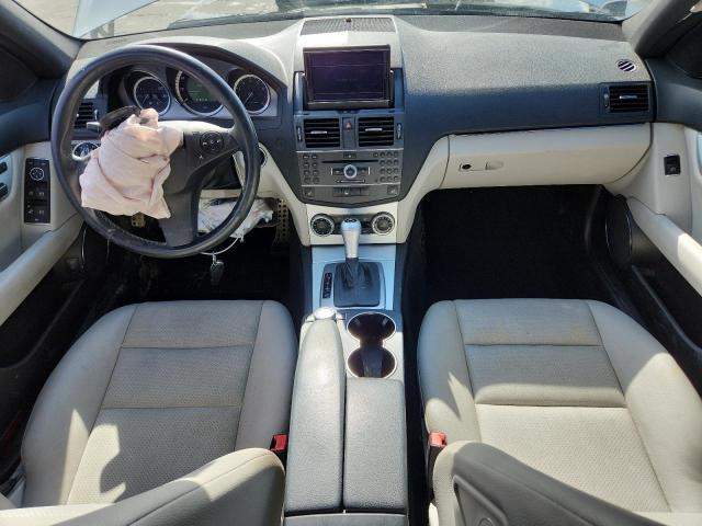 2011 MERCEDES-BENZ C 300 - WDDGF5EB0BA424401