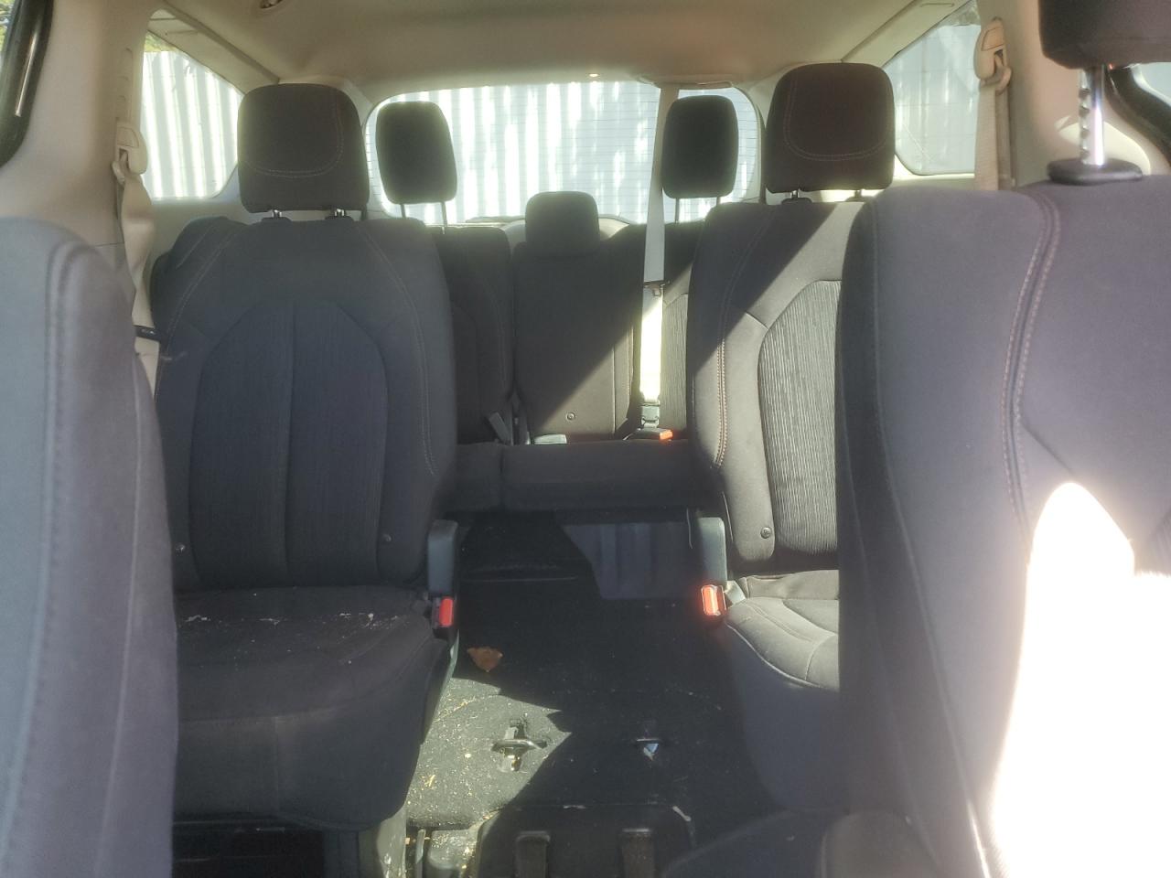 CHRYSLER PACIFICA TOURING