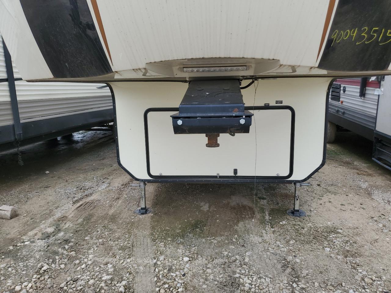 Lot #3281750954 2017 JAYCEE NORTH POIN