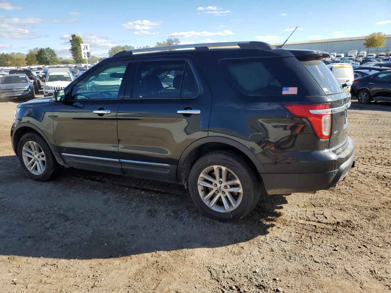 FORD EXPLORER XLT
