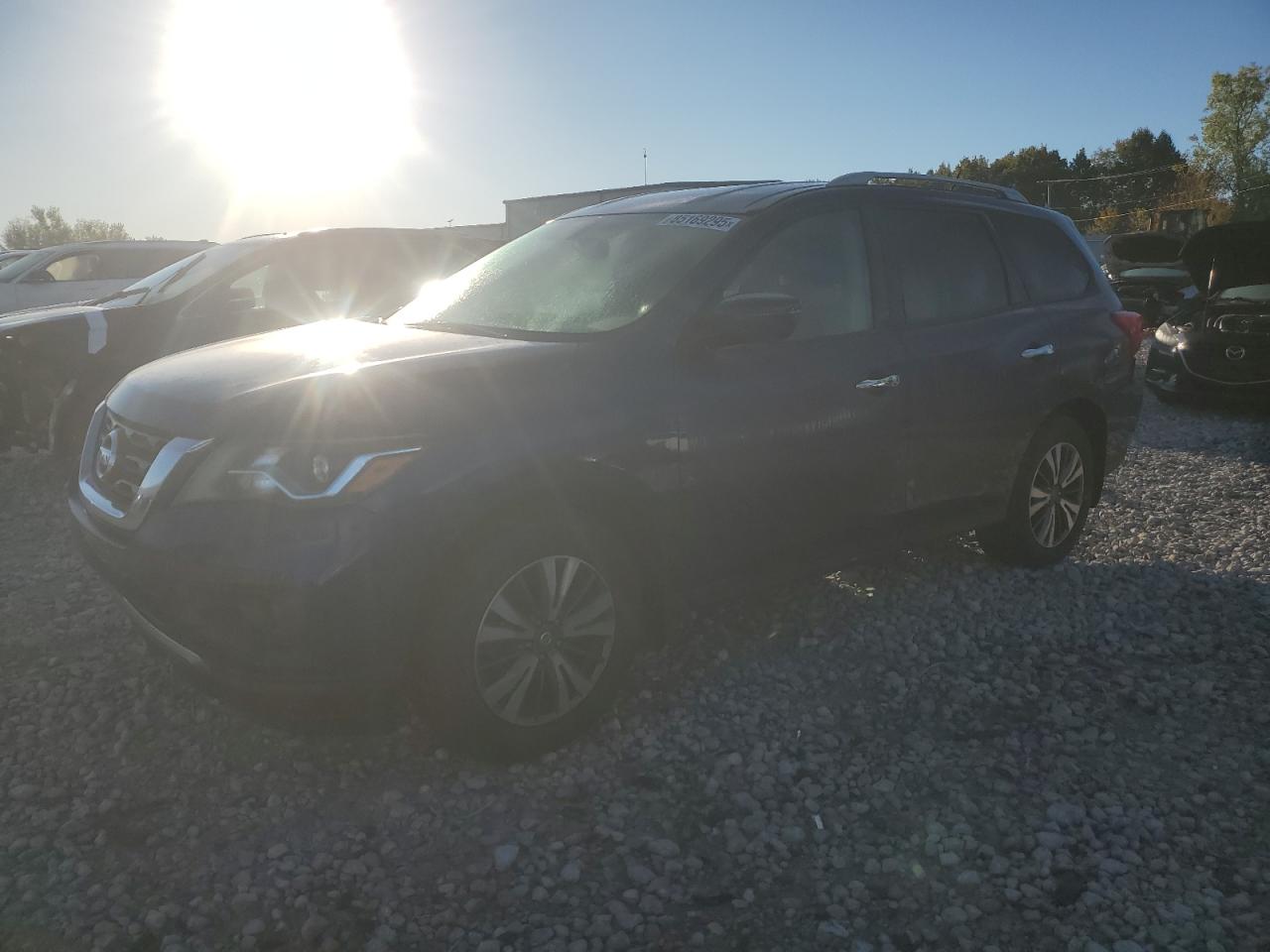 Lot #3316695156 2017 NISSAN PATHFINDER