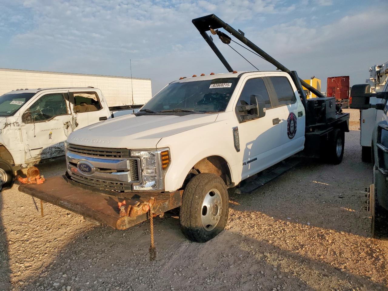 FORD F-350 SUPER DUTY