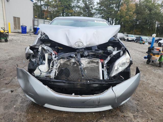 2015 TOYOTA SIENNA LE #3302785895