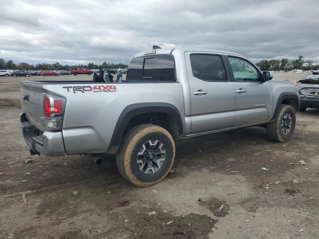 TOYOTA TACOMA DOUBLE CAB