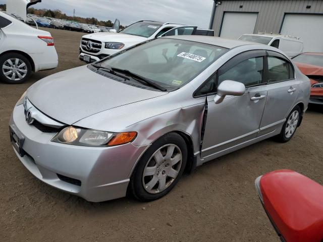 Global Auto Auctions: 2010 HONDA CIVIC LX