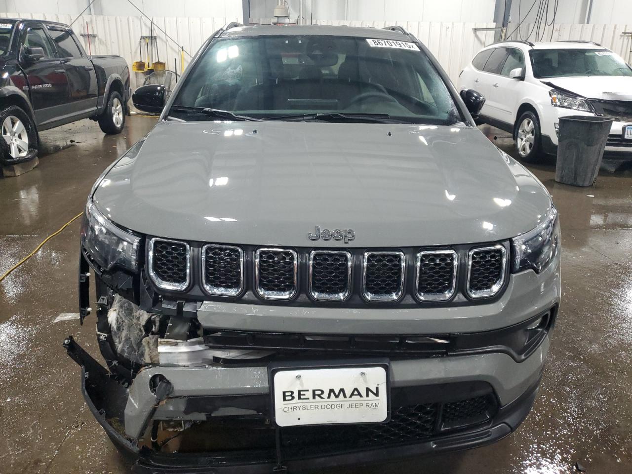 JEEP COMPASS LATITUDE