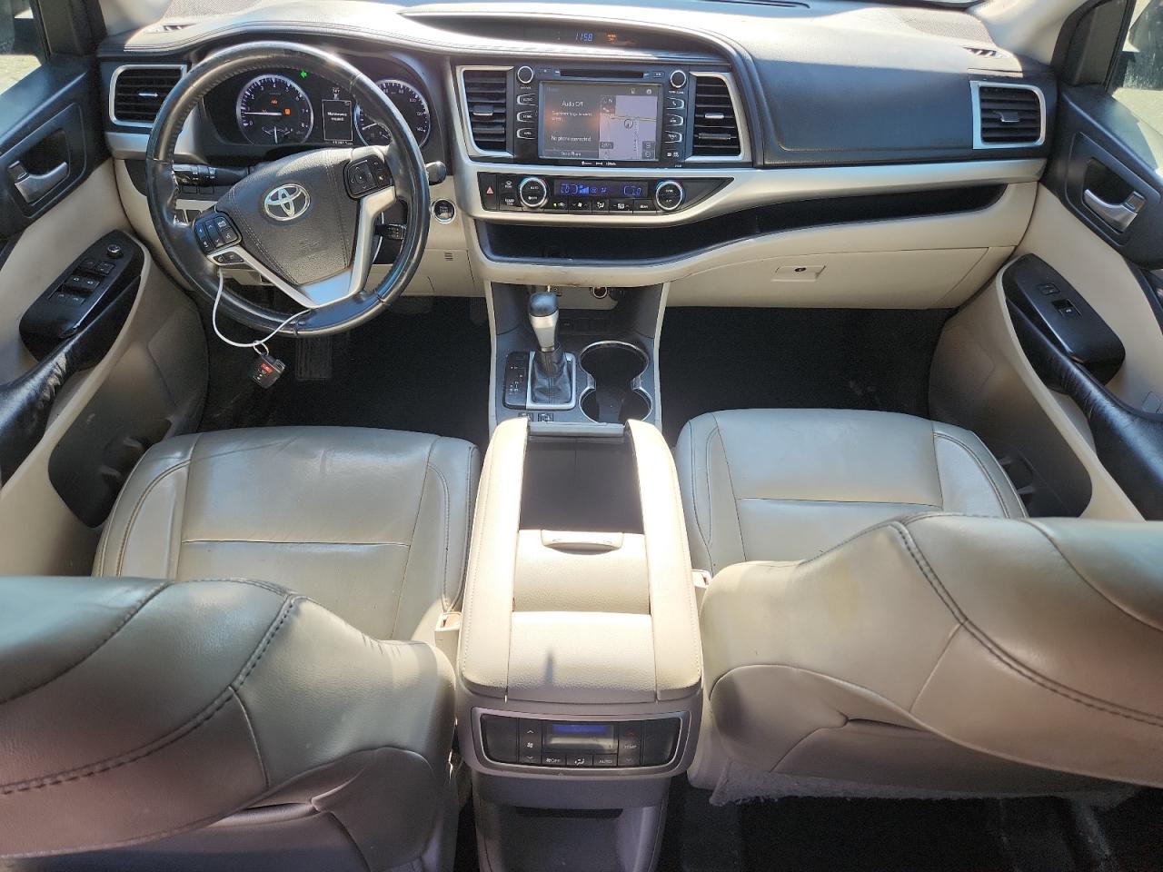 TOYOTA HIGHLANDER XLE