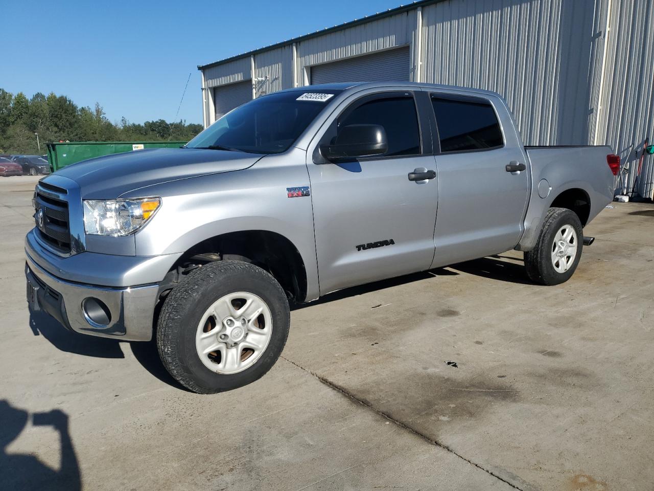 TOYOTA TUNDRA CREWMAX SR5