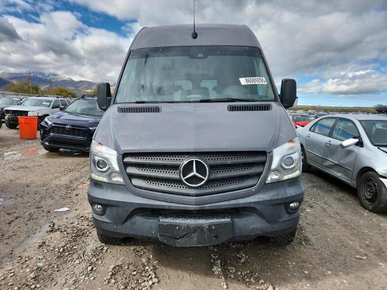 MERCEDES-BENZ SPRINTER 2500
