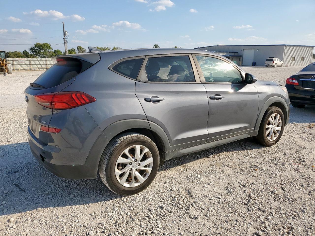 HYUNDAI TUCSON SE