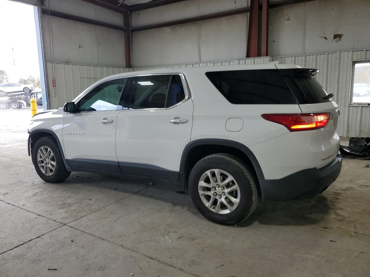 CHEVROLET TRAVERSE LS
