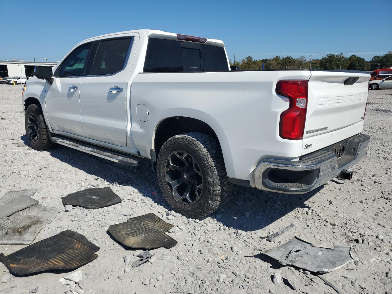 CHEVROLET SILVERADO C1500 LTZ