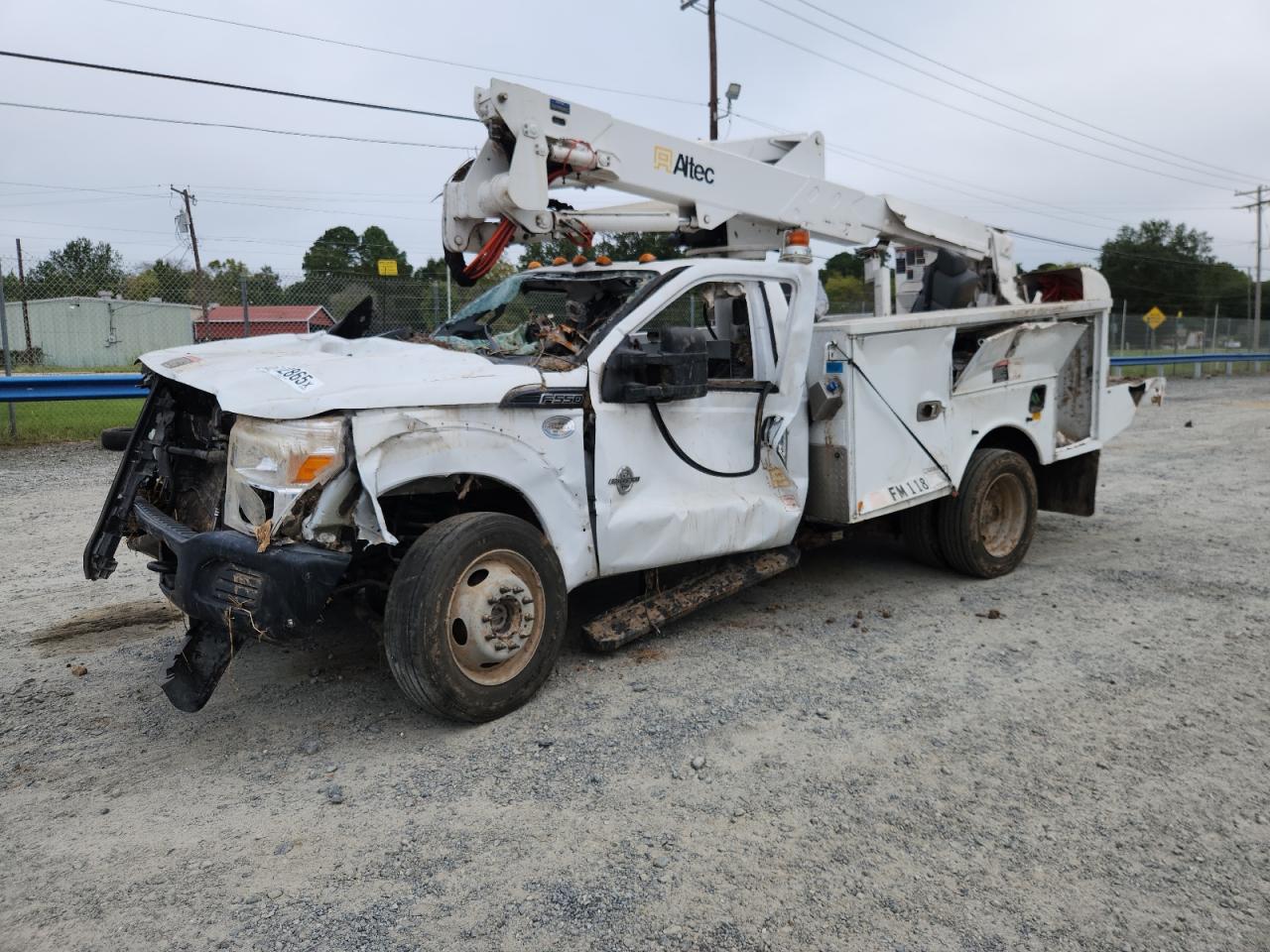 FORD F-550 SUPER DUTY