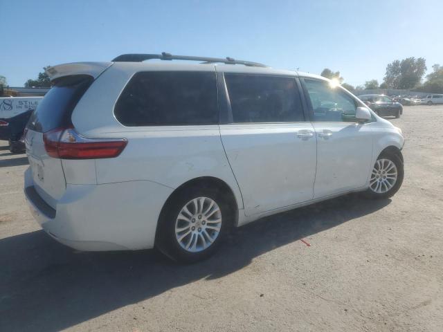 2015 TOYOTA SIENNA #3304664908