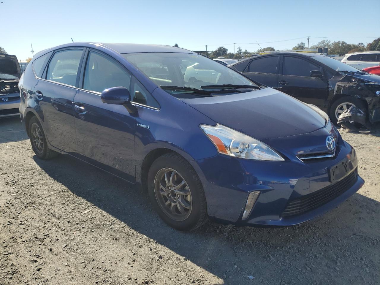 TOYOTA PRIUS V