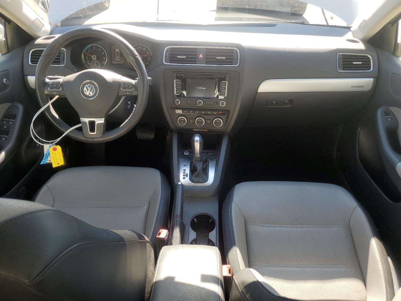 VOLKSWAGEN JETTA HYBRID