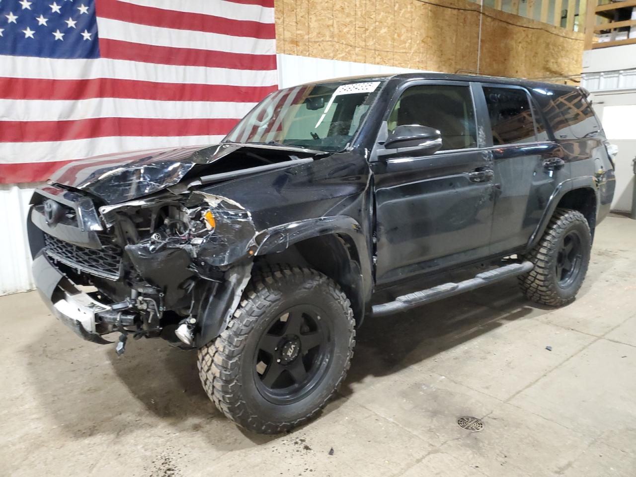 TOYOTA 4RUNNER SR5/SR5 PREMIUM